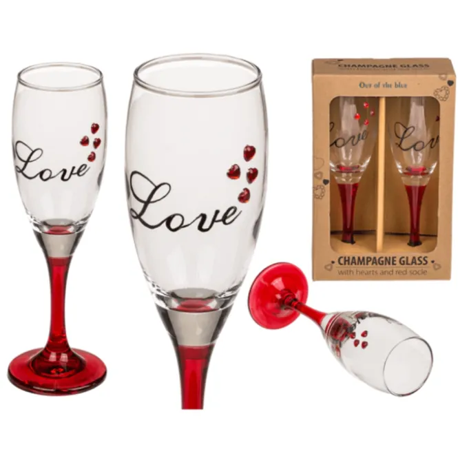 Champagne glazen met hartjes