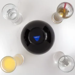Decision Making Ball Drankspel