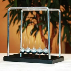 Giant Newton's Cradle - Newton Cradle XL - Bureau Gadget