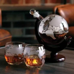 Globe Decanter Set - Incl. 2 Whiskey Glazen en Whiskey Stones