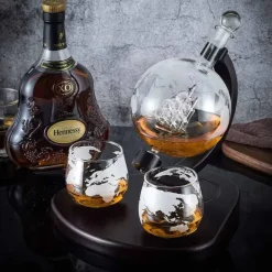Globe Whiskey Decanter Deluxe - 0,9L - Glazen & Cooling Stones
