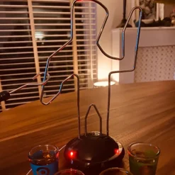 Hot Wire Drankspel - Inclusief 4 Shotglazen - 19x10x23 cm