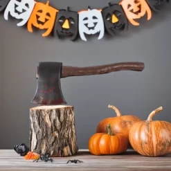 Nep Bijl met Bloed 40 x 7 cm - Halloween Accessoire