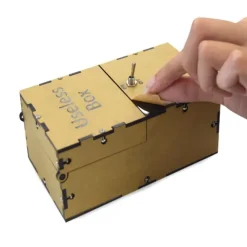 Useless Box - Incl. Extra Schroeven, Bouten en Schroevendraaier