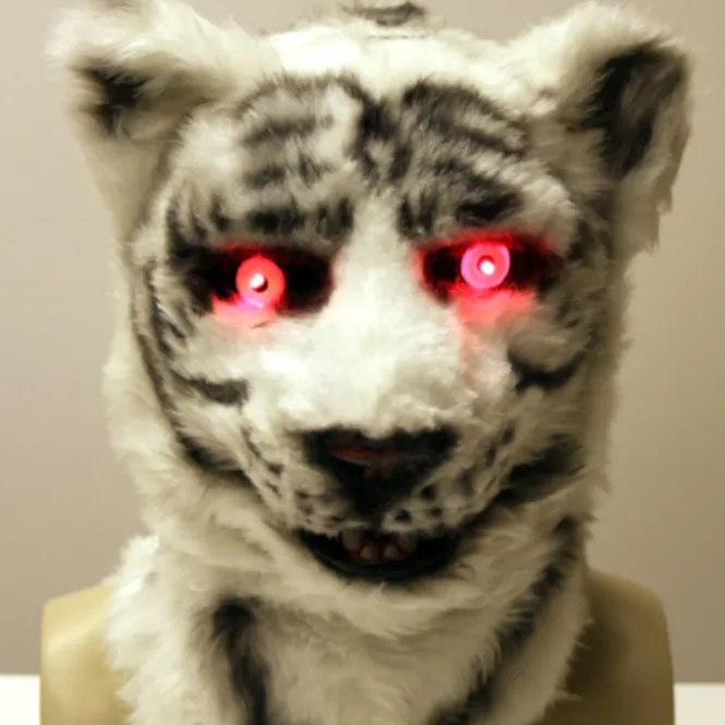 Wit Tijger Masker - Rode LED Ogen - Bewegende Bek - Thema Feesten